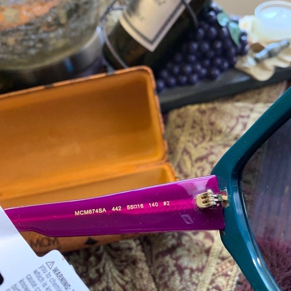 Authentic MCM star Studs 55 acetate Colorblock sunglasses - Picture 9 of 15